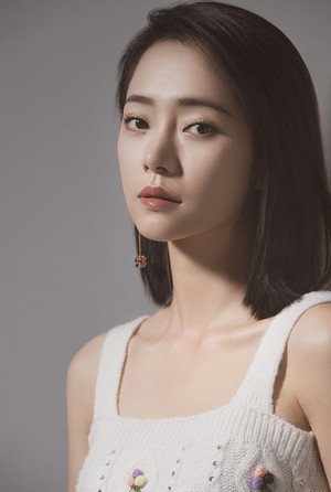 Yang Yi